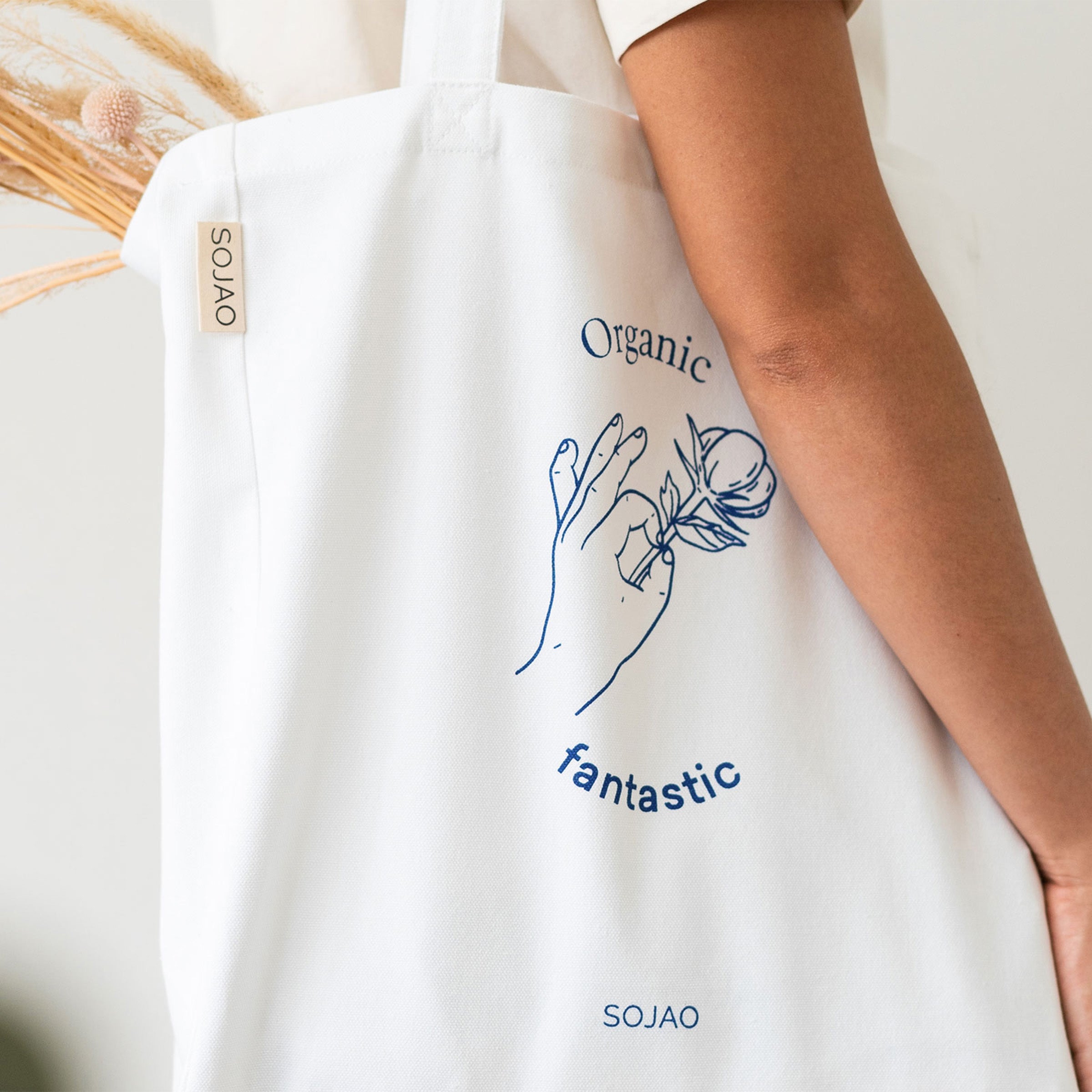 organic-fantastic-tote-bag-in-white-colour-SOJAO-tag-by-sojao