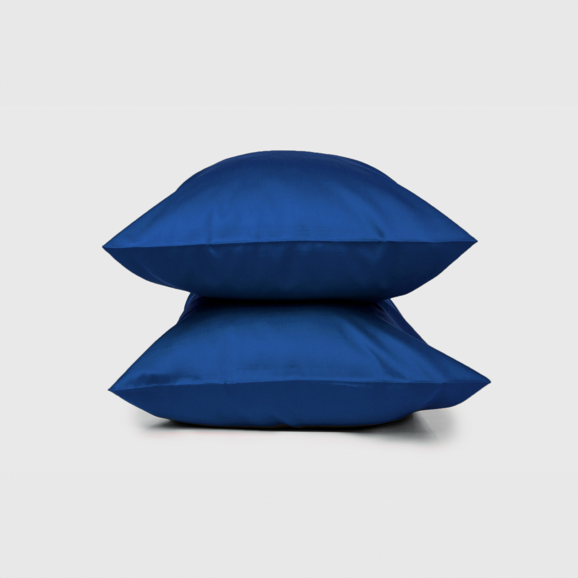 crisp-cobalt-pillowcase-pair-by-sojao