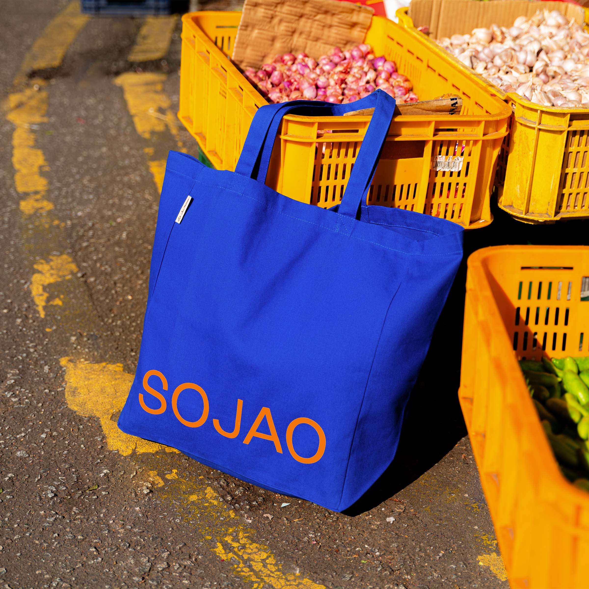 organic-cotton-SOJAO-tote-bag-in-cobalt-colour-on-the-floor-by-sojao