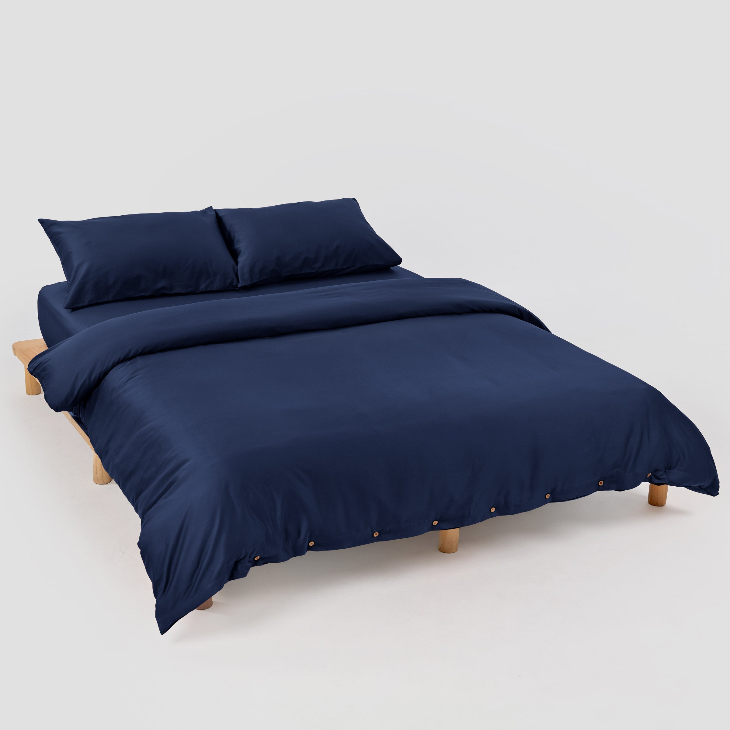 classic-navy-blue-duvet-cover-fitted-sheet-pillowcase-pair-by-sojao