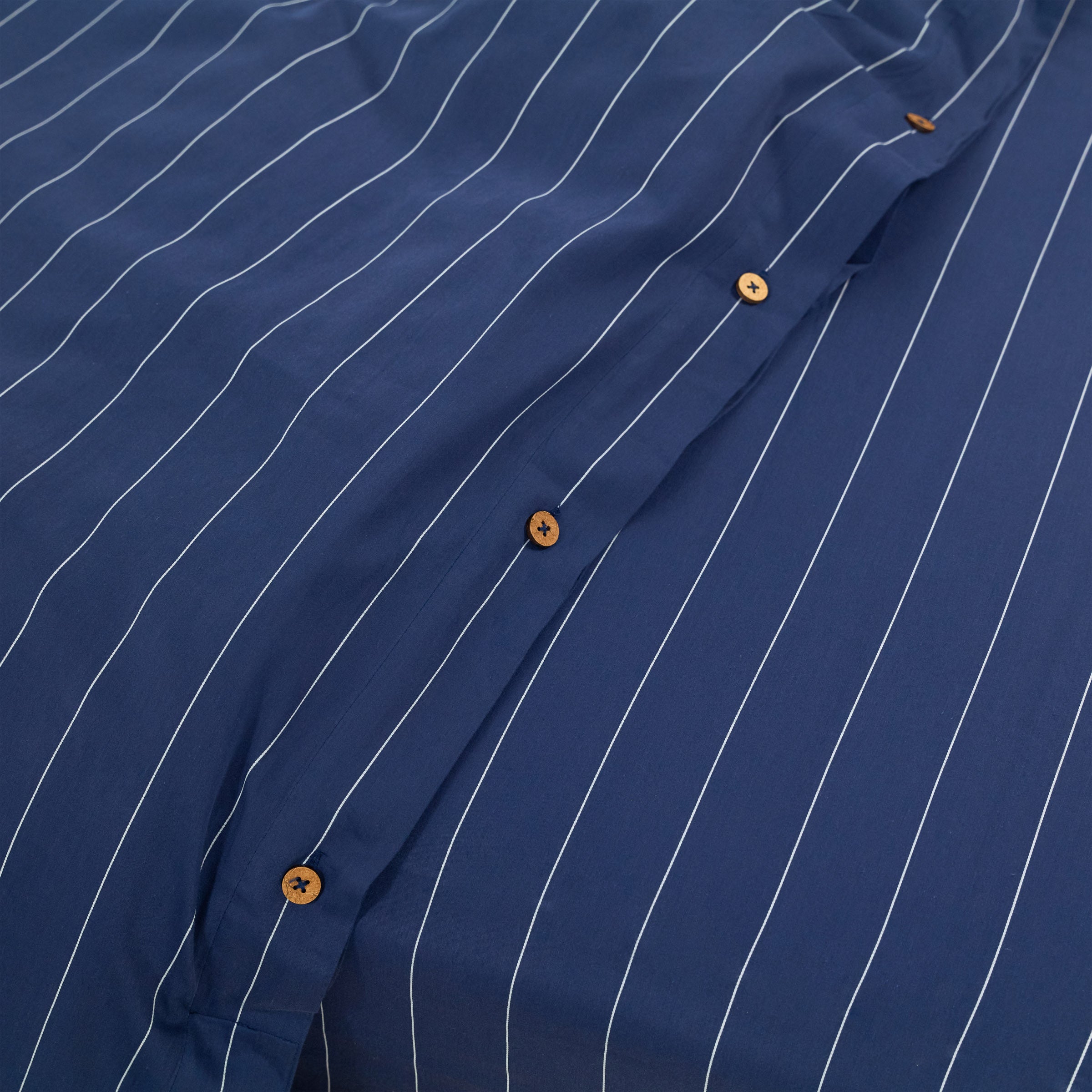 classic-navy-pinstripes-blue-duvet-cover-coconut-buttons-by-sojao