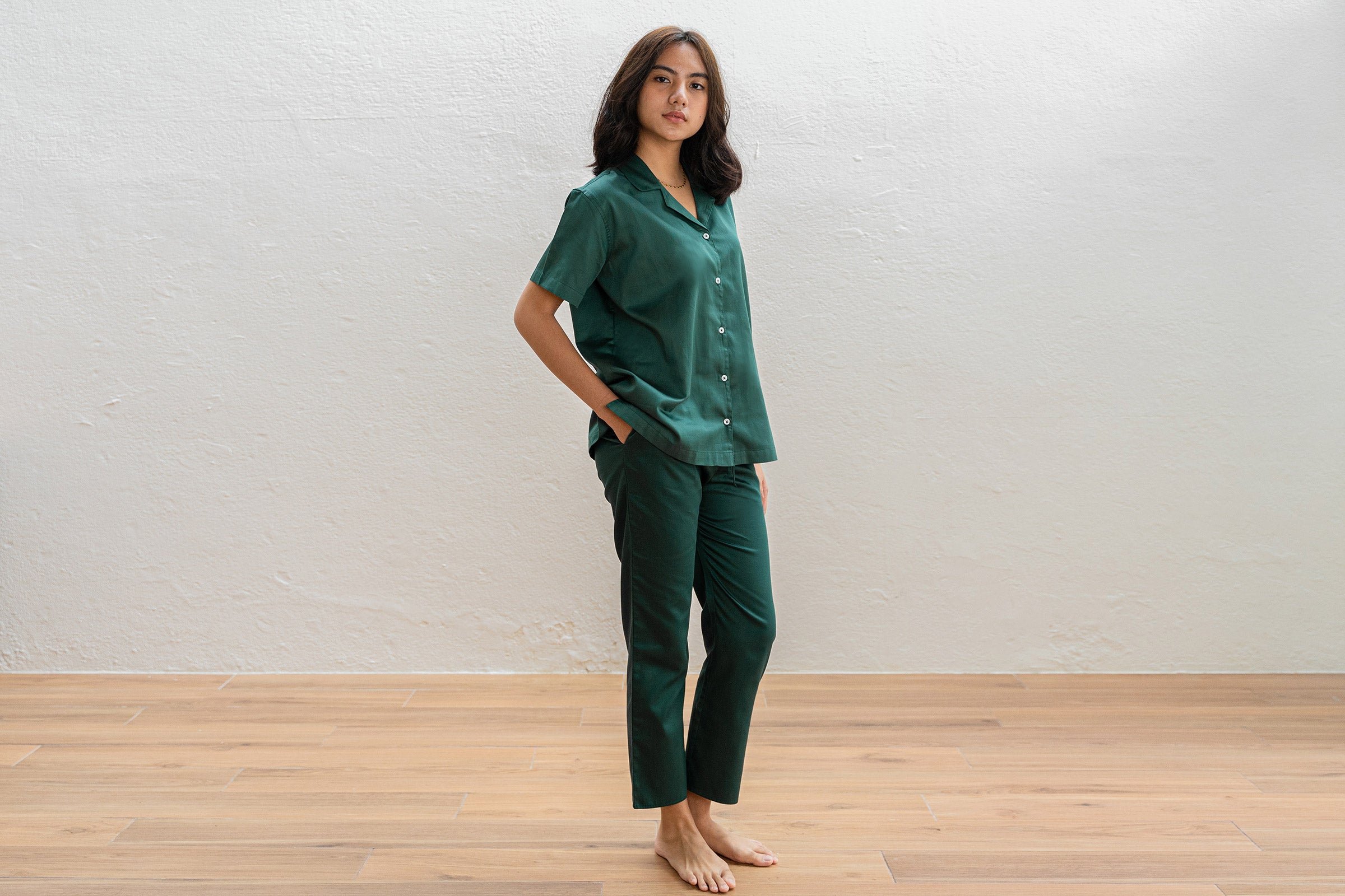 organic-cotton-womens-lounge-pants-in-forest-colour-by-sojao