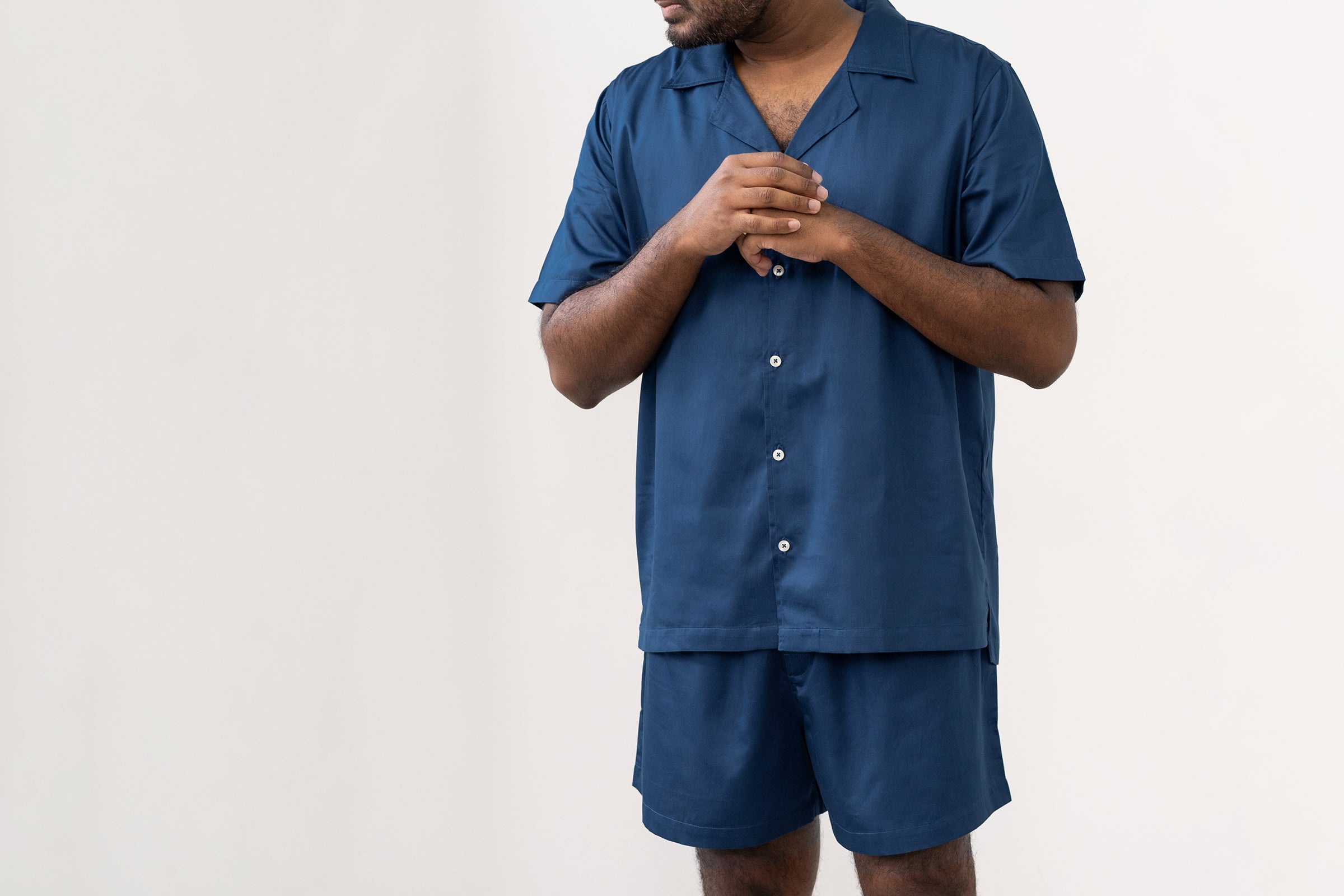 organic-cotton-mens-loungewear-shorts-in-navy-colour-by-sojao